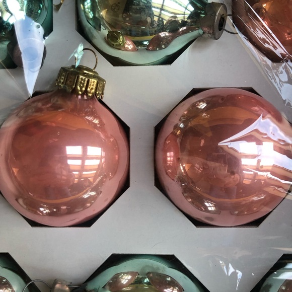 Vintage Glass Bauble Christmas Tree Ornament Set - Pink and Ice Blue - Picture 2 of 5